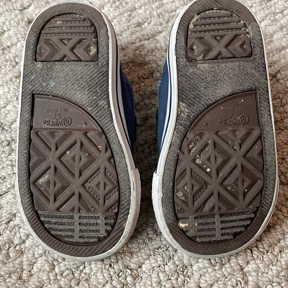 Toddler Chuck Taylor All Star Converse Sneakers - Picture 9 of 9